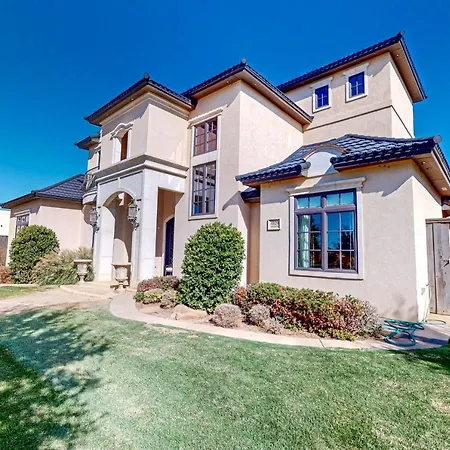Villa Lubbock Luxury Living